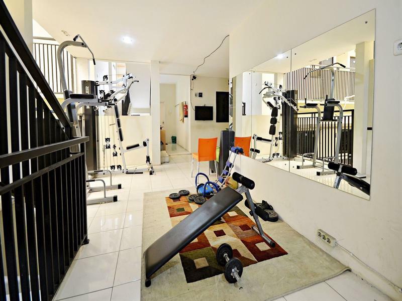 Zen Rooms Kuningan Syariah Jacarta Exterior foto