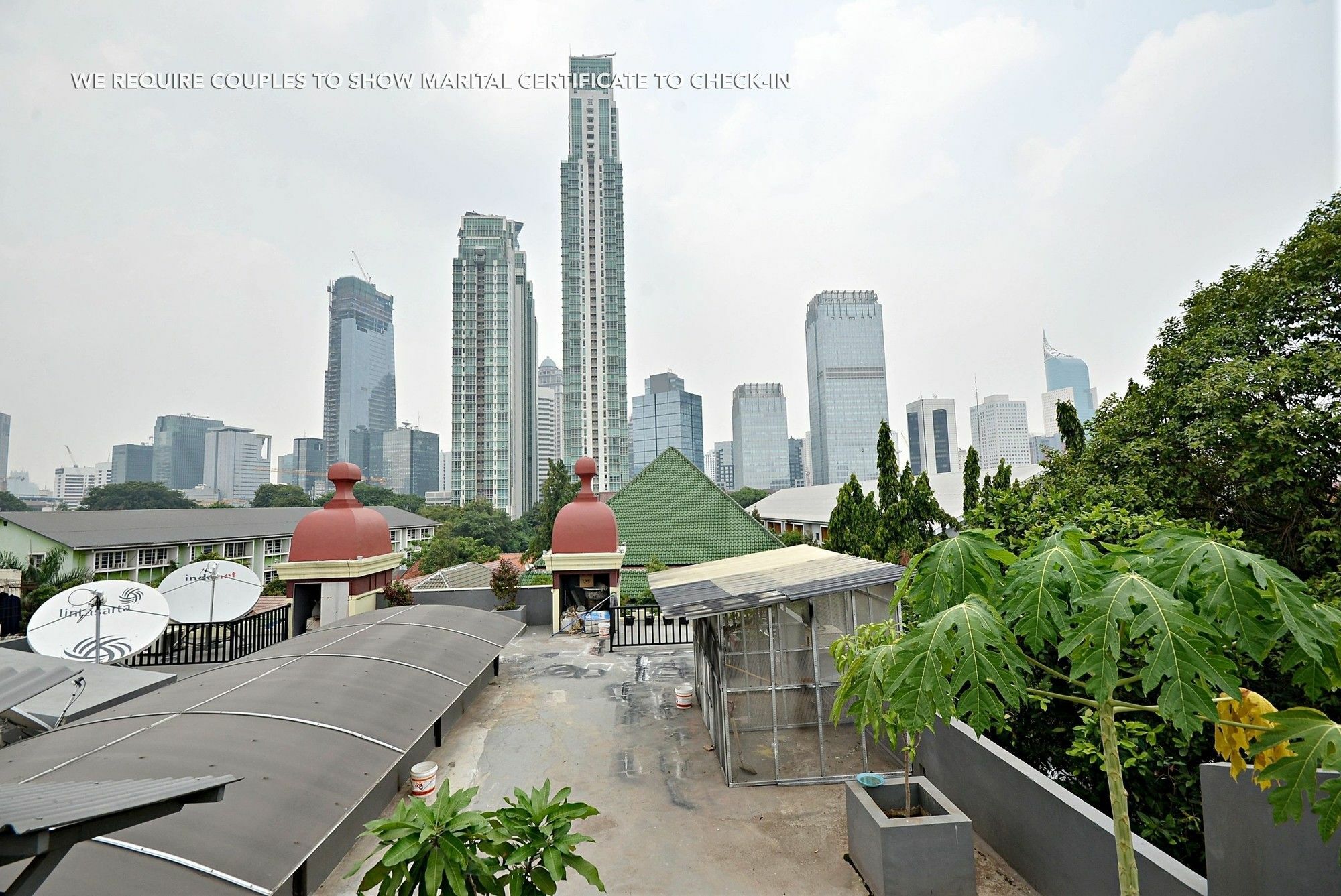 Zen Rooms Kuningan Syariah Jacarta Exterior foto